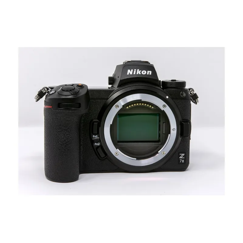 دوربین بدون آینه نیکون Z7 II (بدنه)
